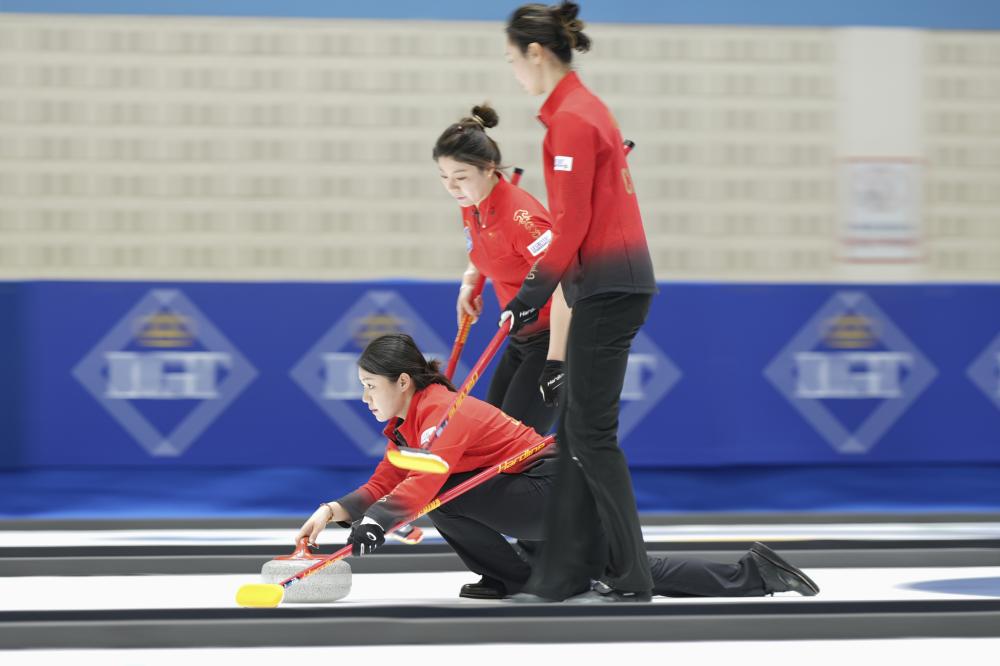 在她的指导 在她的指导