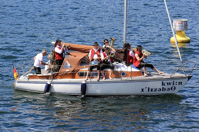 双方球员纷 双方球员纷